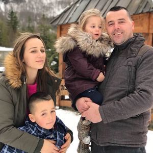 Meet your Posher, Enri ilir